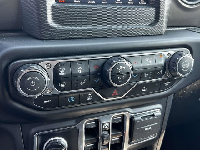 Used 2023 Jeep Wrangler Unlimited w/ Cold Weather Group AWD/4WD image 27