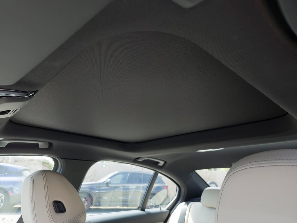 New 2026 BMW 330i Sedan w/ Premium Package RWD image 9