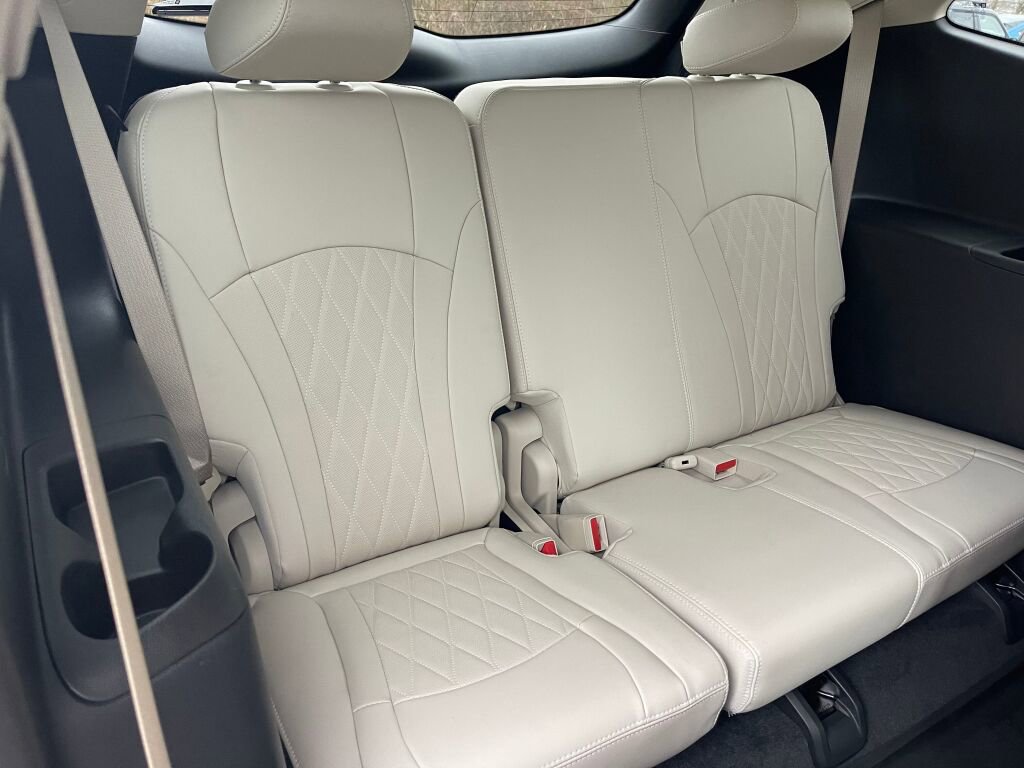 Used 2024 Buick Enclave Avenir w/ Trailering Package, 5000 lbs. image 21