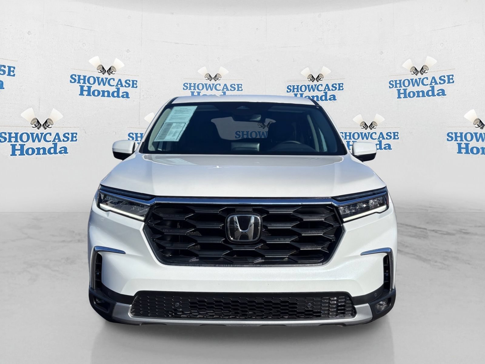 Certified 2024 Honda Pilot EX-L image 6