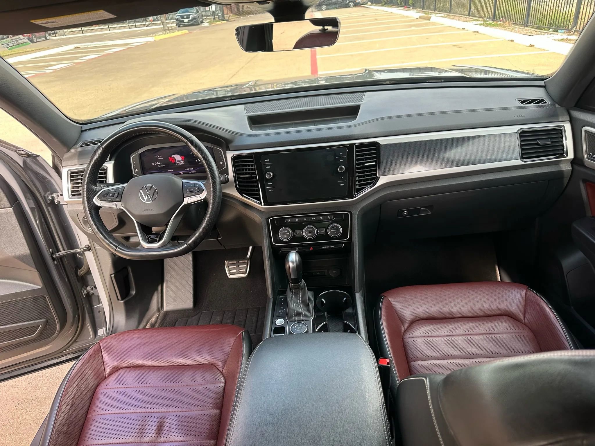 Used 2022 Volkswagen Atlas Cross Sport SEL Premium R-Line w/ Cross Sport MDO Package image 12