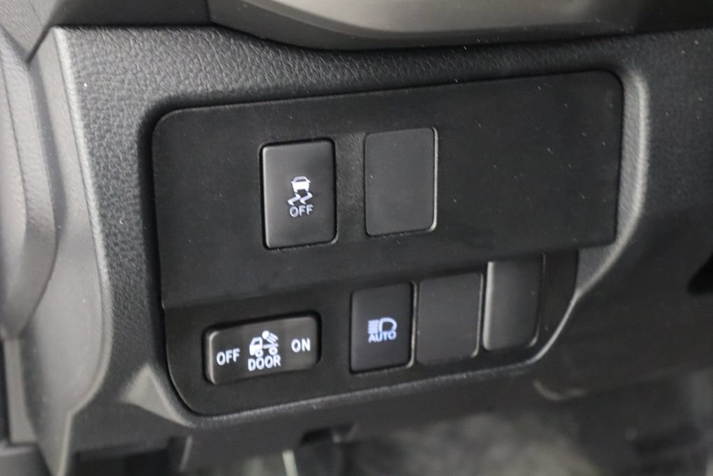 Used 2022 Toyota Tacoma SR5 w/ Technology Package RWD image 22