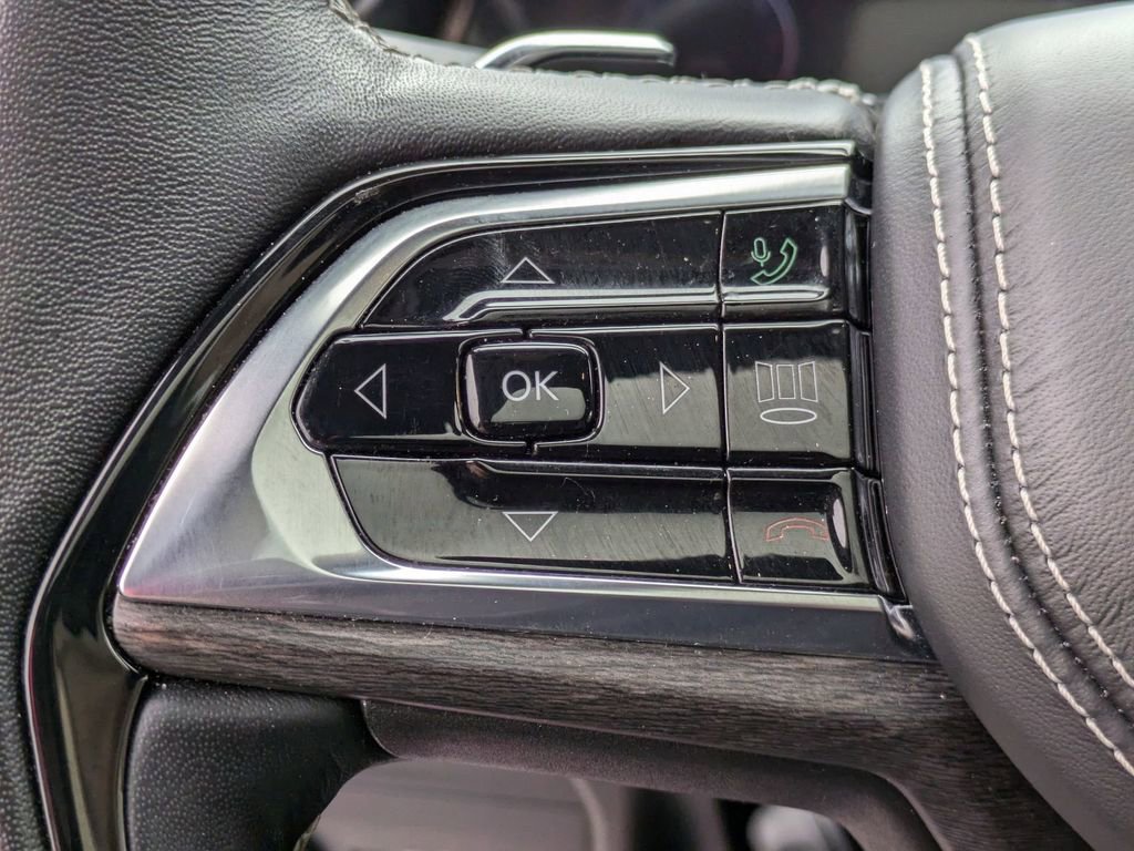 Certified 2024 Jeep Grand Cherokee L Overland w/ Advanced Protech Group III image 15