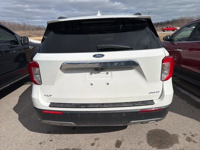 Used 2022 Ford Explorer XLT w/ Equipment Group 202A image 10