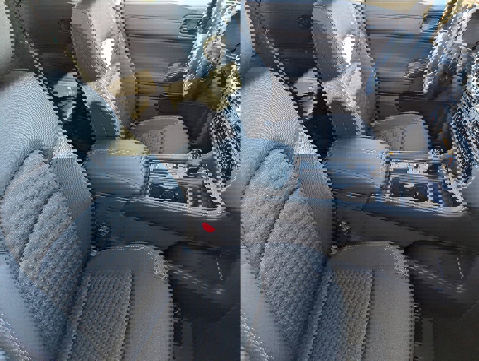 New 2025 Nissan Pathfinder S image 26