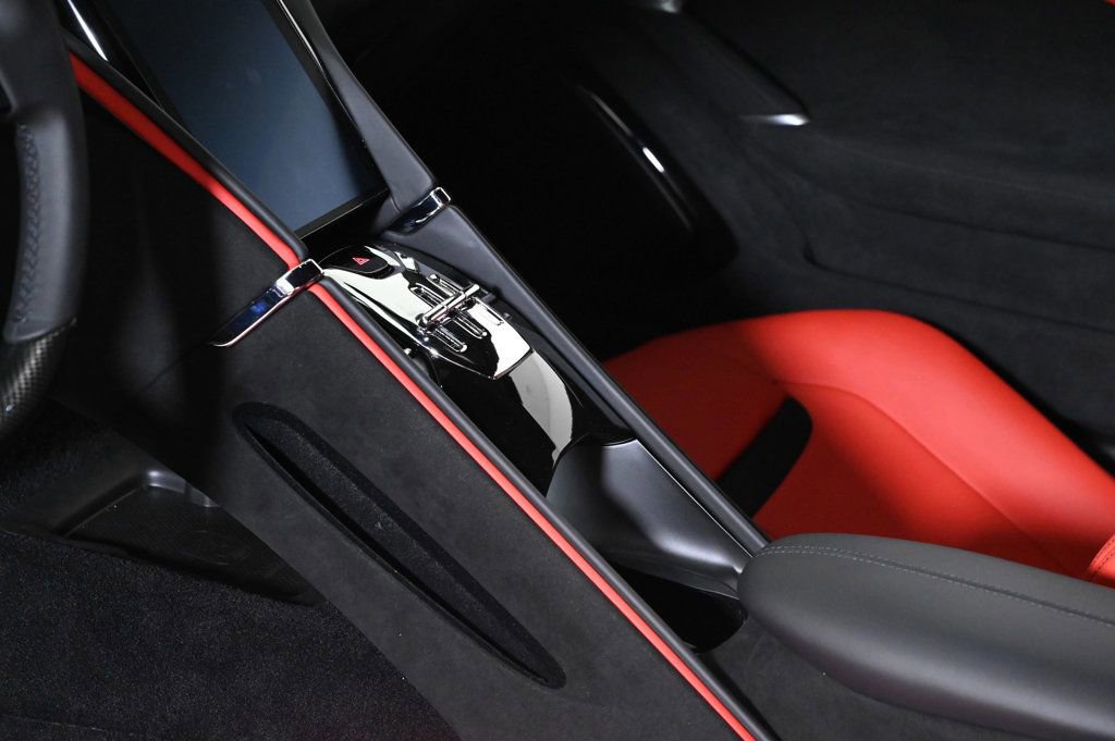 Used 2024 Ferrari Roma image 15