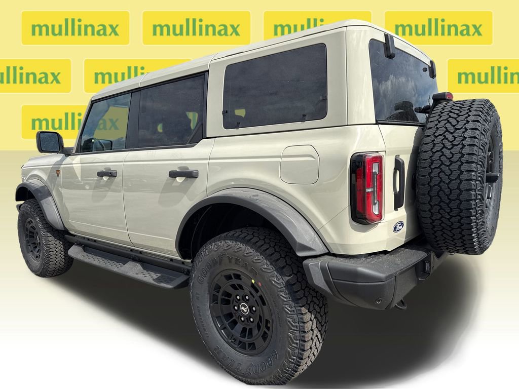 New 2026 Ford Bronco Badlands image 4