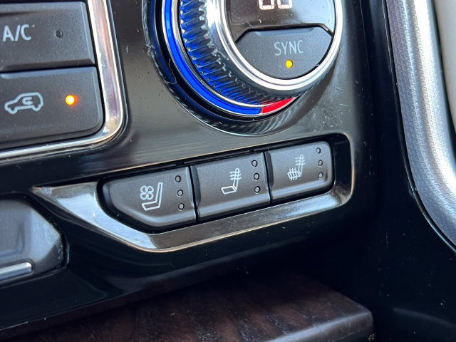 Used 2024 GMC Yukon Denali AWD/4WD image 39