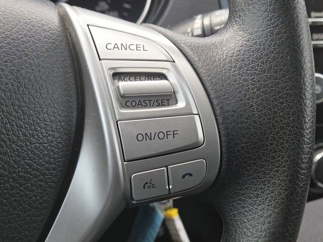 Used 2016 Nissan Rogue S image 9