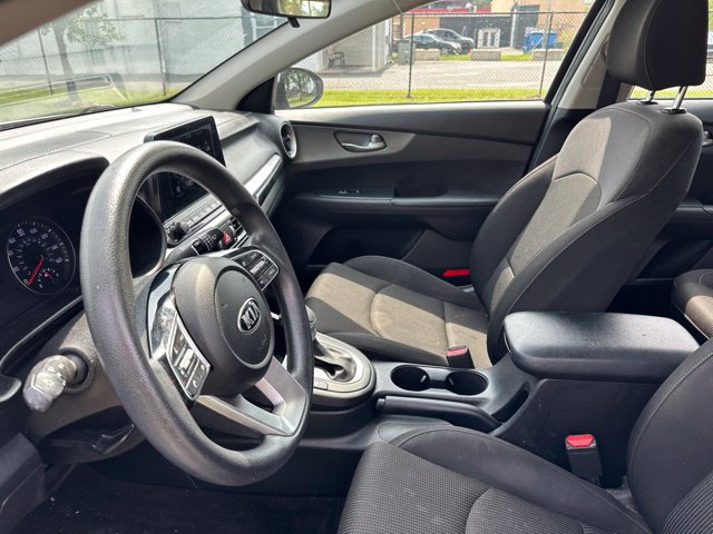 Used 2021 Kia Forte LXS FWD image 7