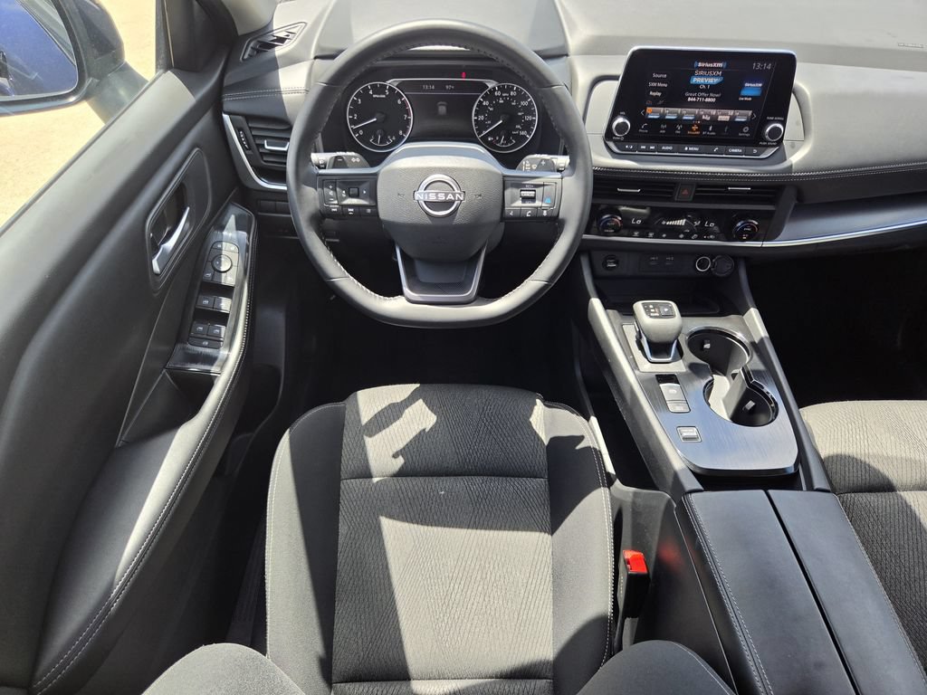 Used 2026 Nissan Rogue SV FWD image 13