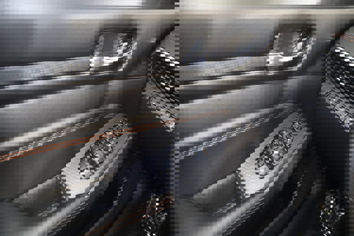 Used 2021 Nissan Altima 2.5 SR image 23