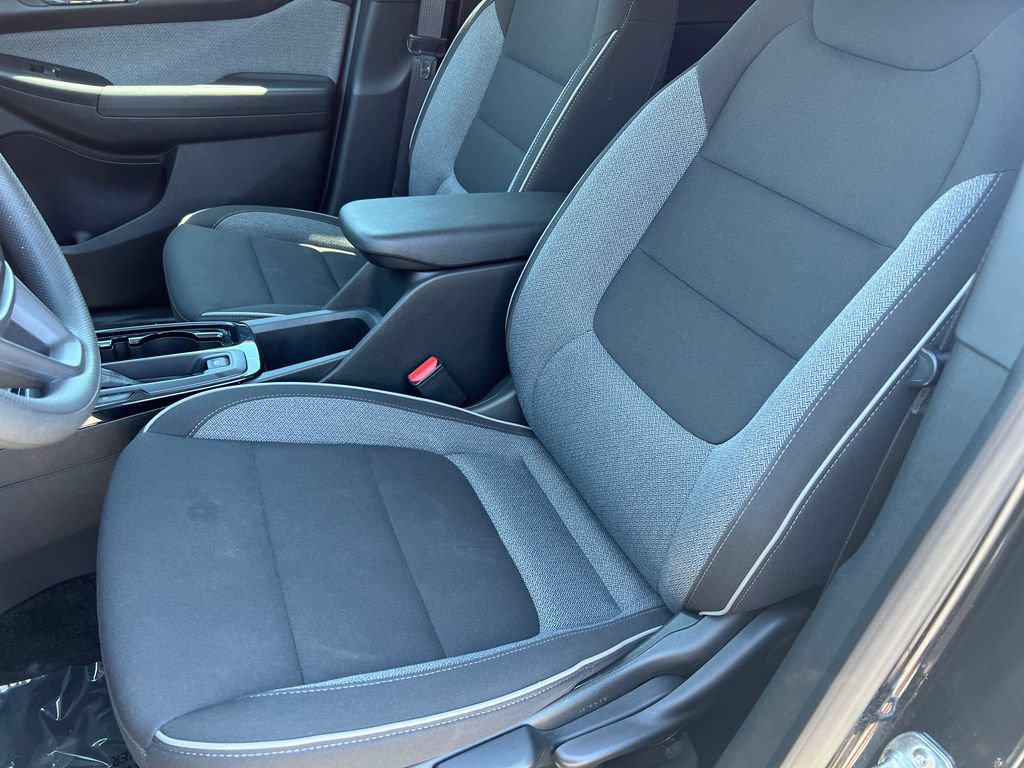 Used 2025 Chevrolet TrailBlazer LT AWD/4WD image 11