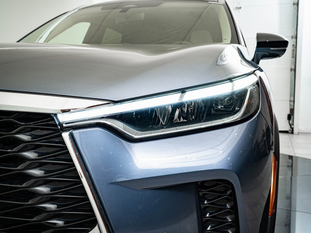 Used 2024 INFINITI QX60 Sensory w/ Vision Package image 15