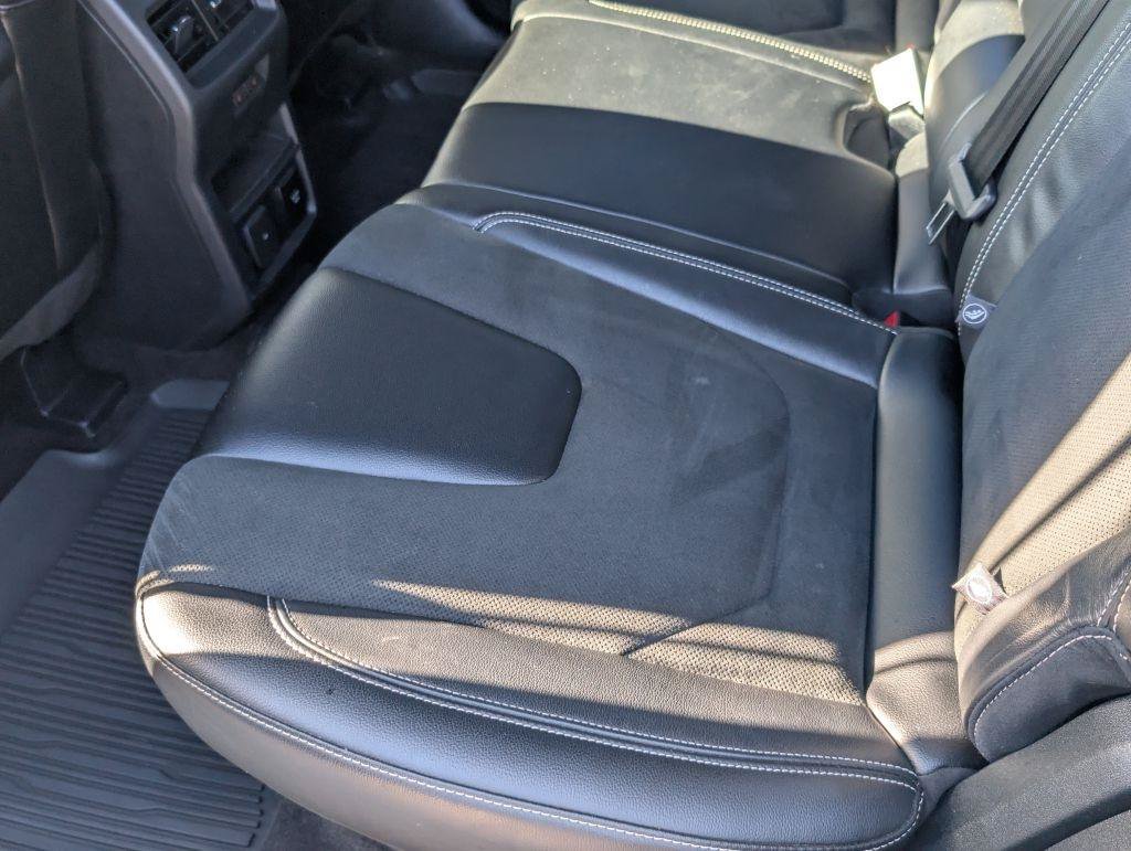 Used 2020 Ford Edge ST w/ Equipment Group 401A AWD/4WD image 35