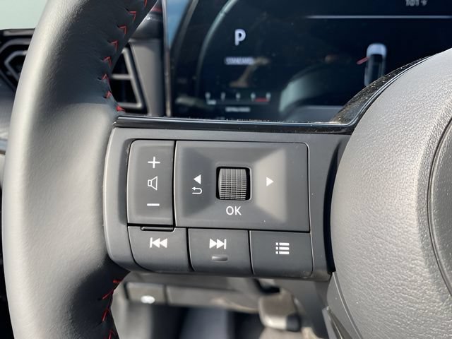 New 2026 Nissan Kicks SR w/ Cold Weather Package AWD/4WD image 18