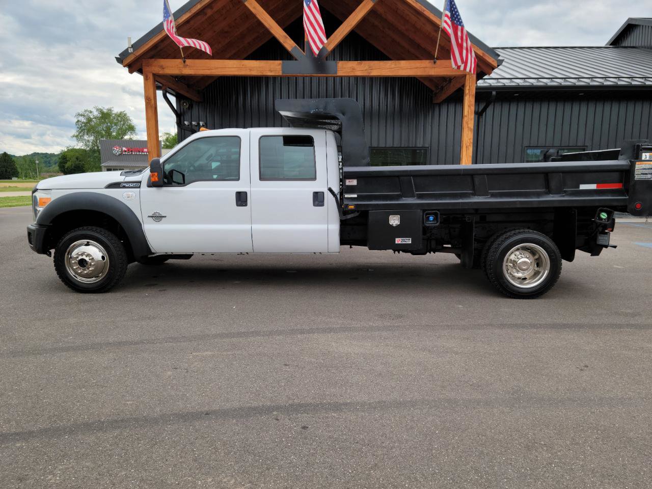 Used 2016 Ford F550 4x4 Crew Cab Super Duty image 21