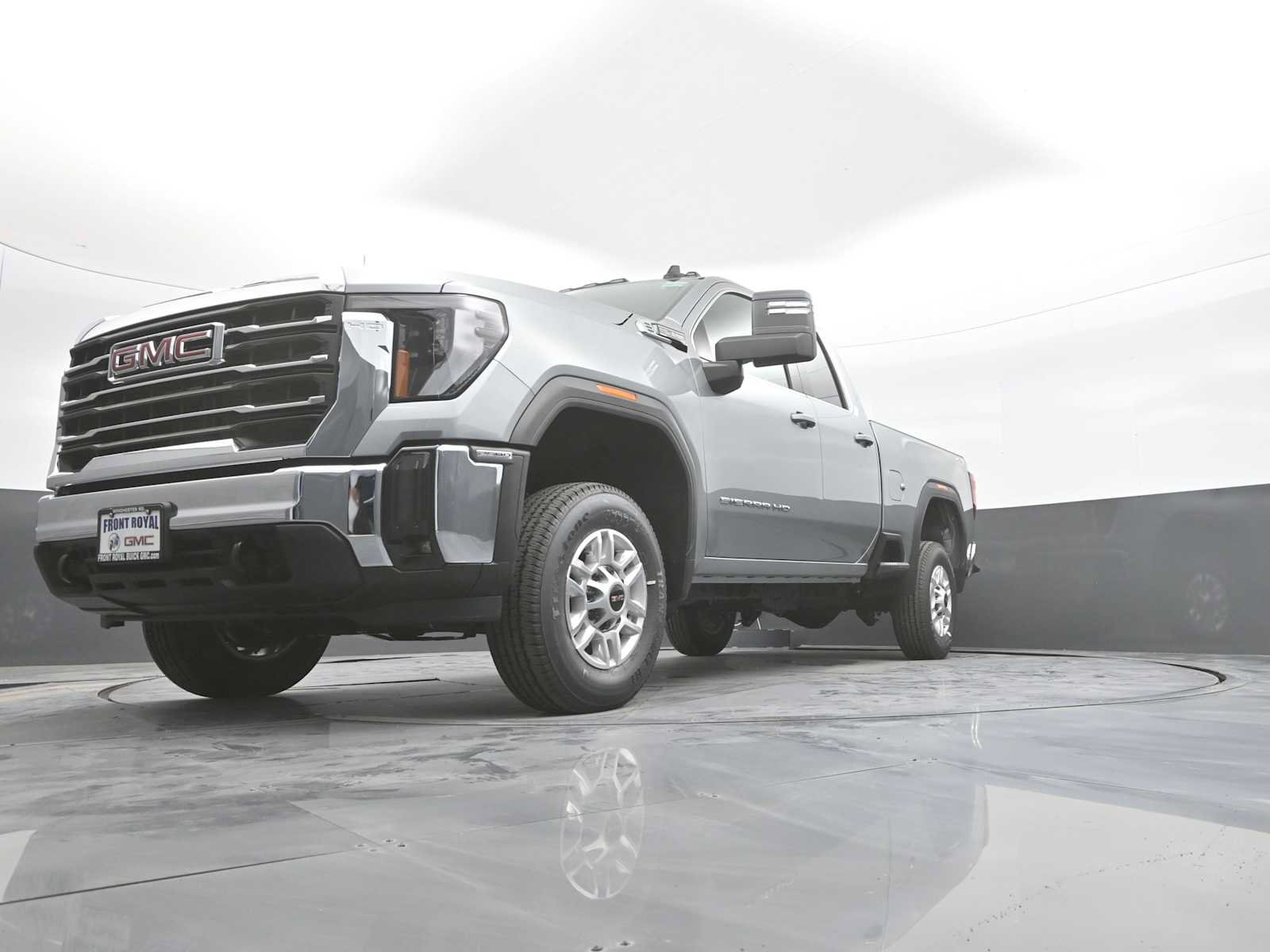 New 2026 GMC Sierra 2500 SLE w/ Preferred Package AWD/4WD image 38