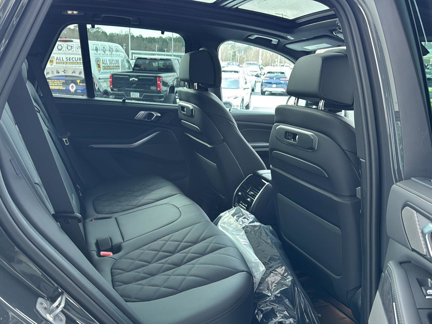 New 2026 BMW X5 sDrive40i w/ Executive Package image 11