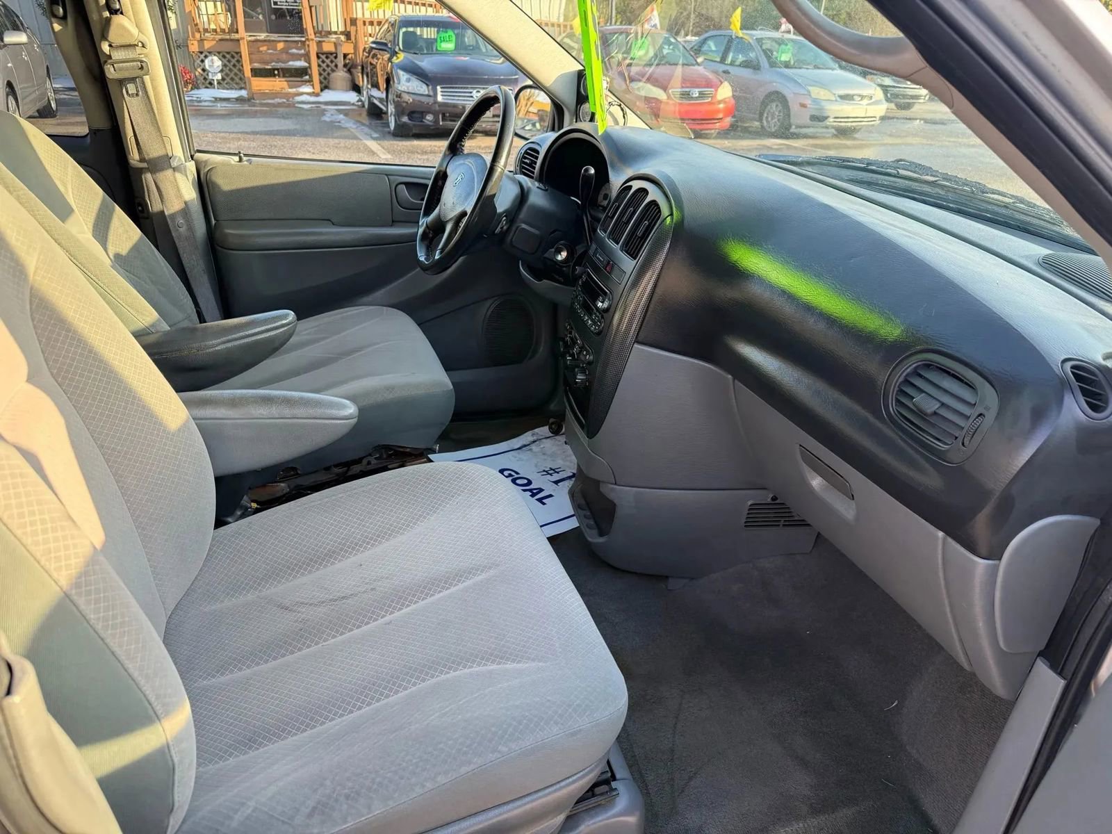 Used 2007 Dodge Grand Caravan SXT FWD image 3