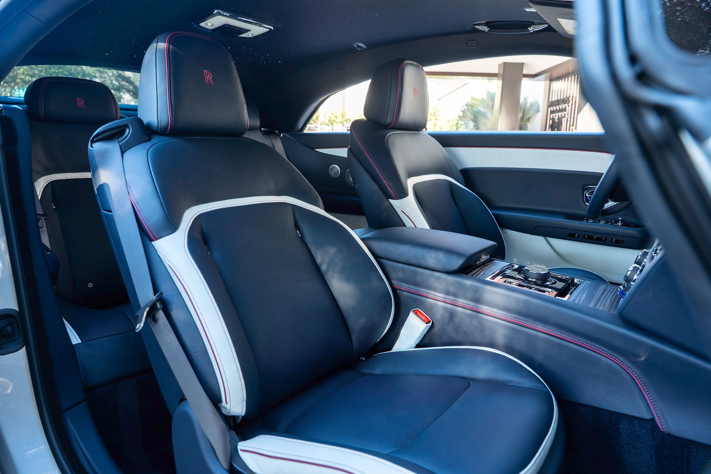 Used 2024 Rolls-Royce Spectre w/ Spectre Launch Package AWD/4WD image 54