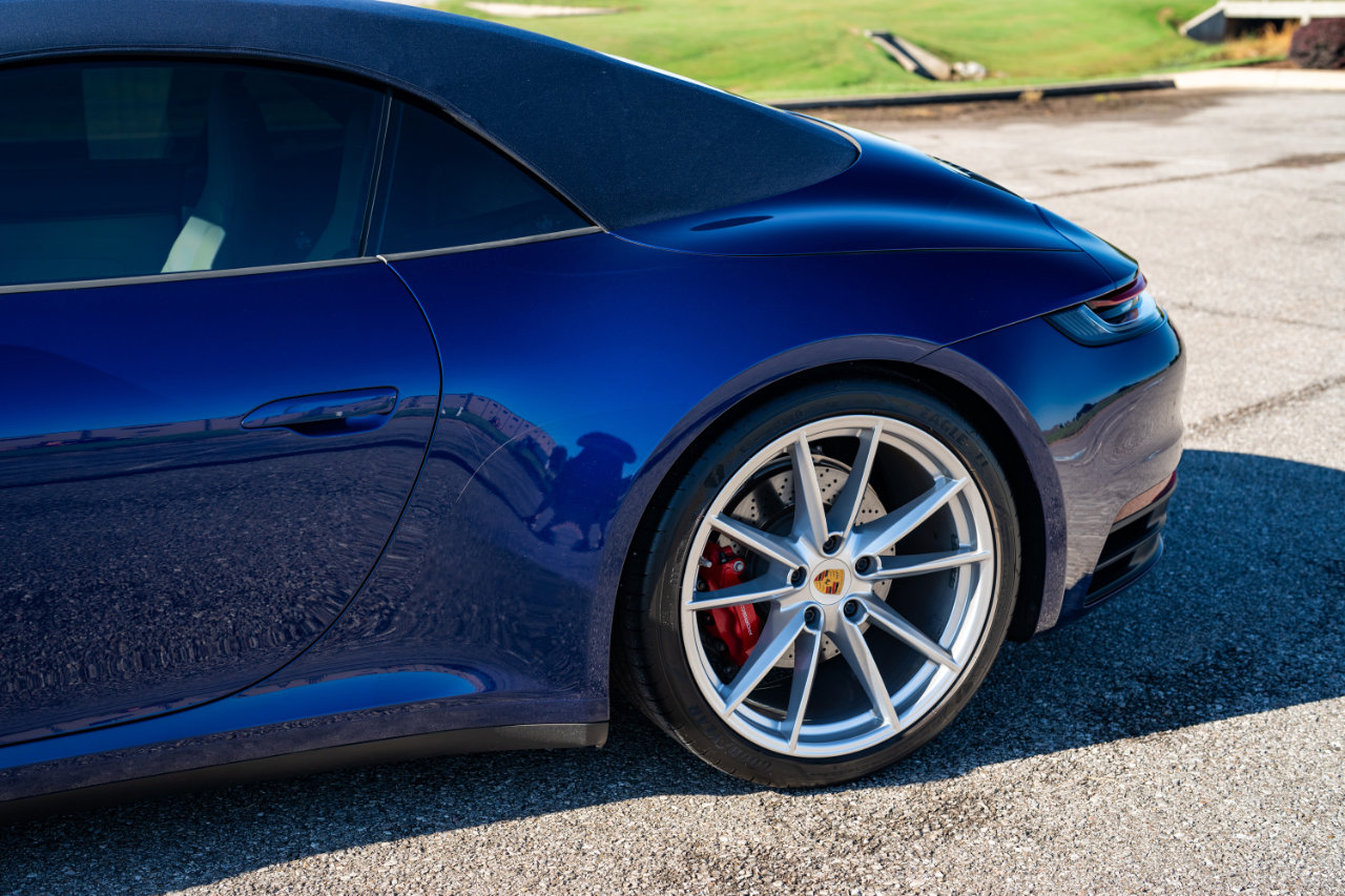 Used 2020 Porsche 911 Carrera 4S image 19