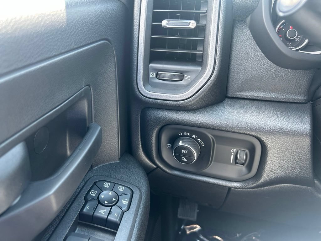 New 2027 RAM 3500 Tradesman AWD/4WD image 24