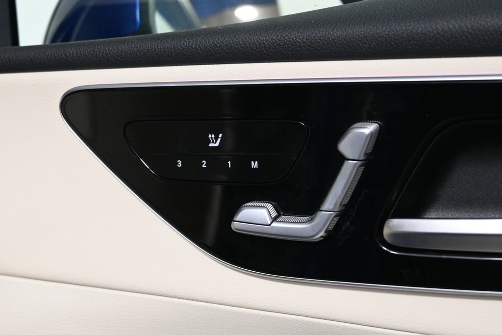 Certified 2025 Mercedes-Benz GLC 300 4MATIC image 27