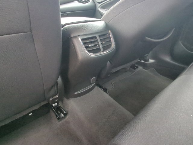 Used 2025 Chevrolet Malibu LT FWD image 23
