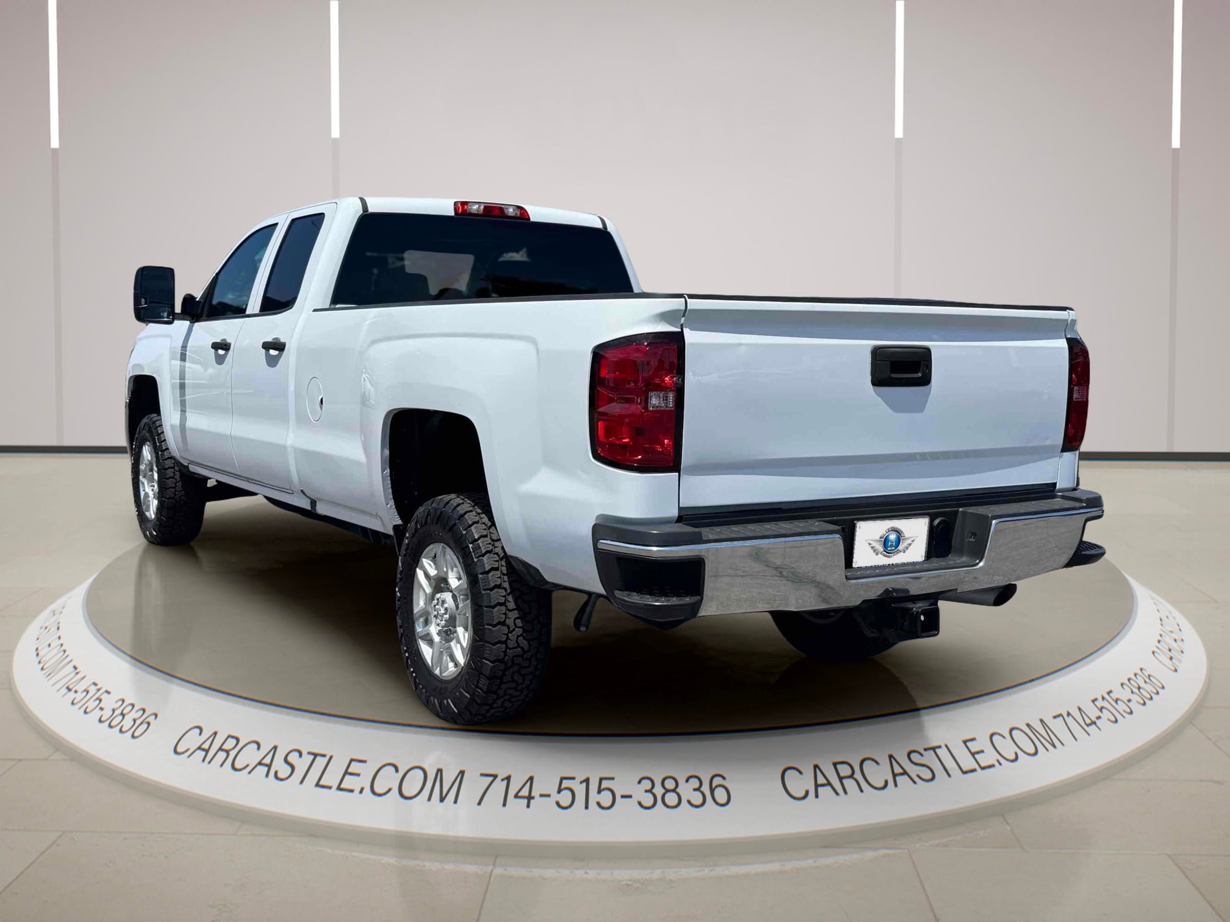 Used 2019 Chevrolet Silverado 2500 W/T w/ WT Convenience Package RWD image 2