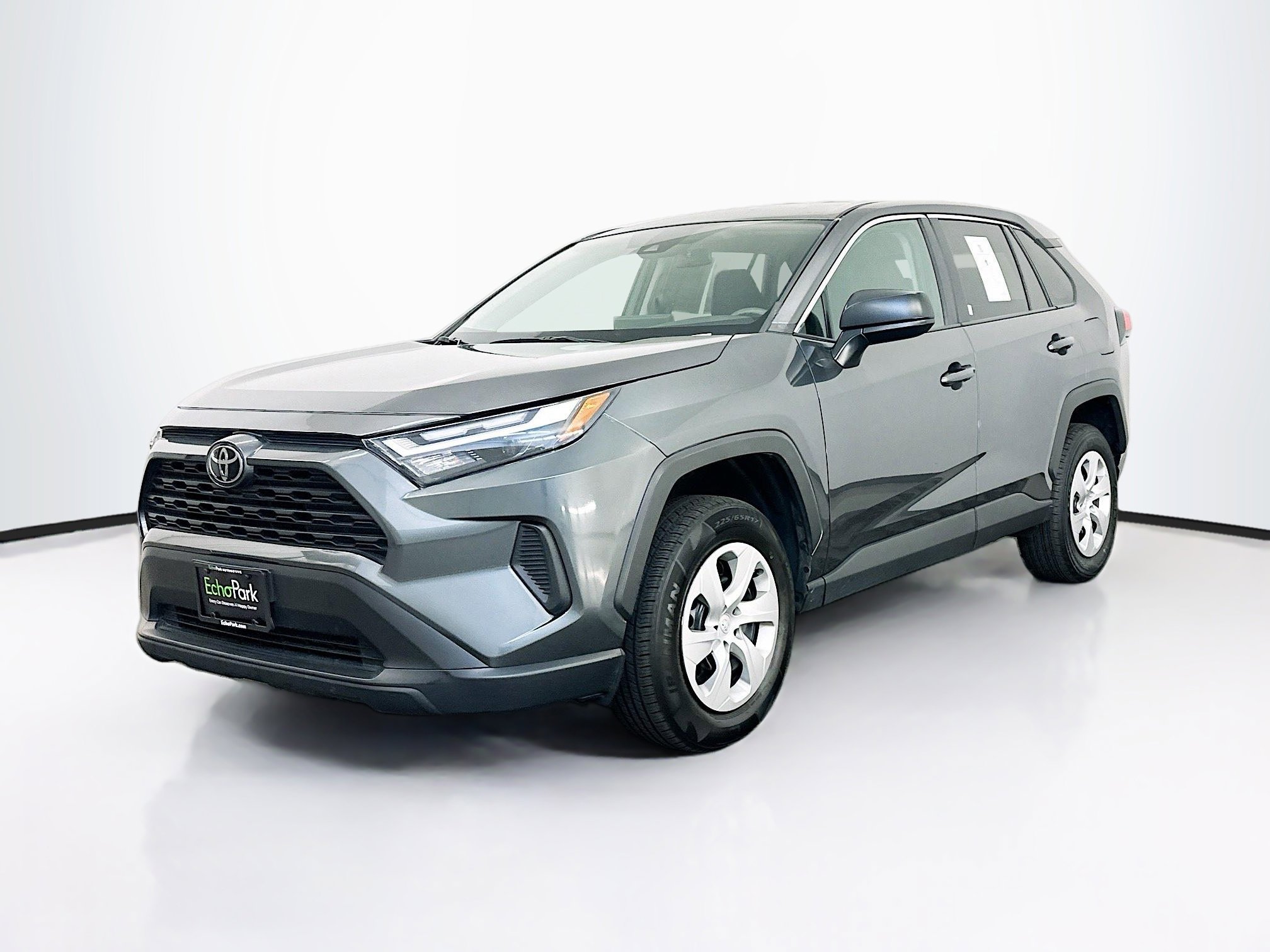 Used 2024 Toyota RAV4 LE image 3