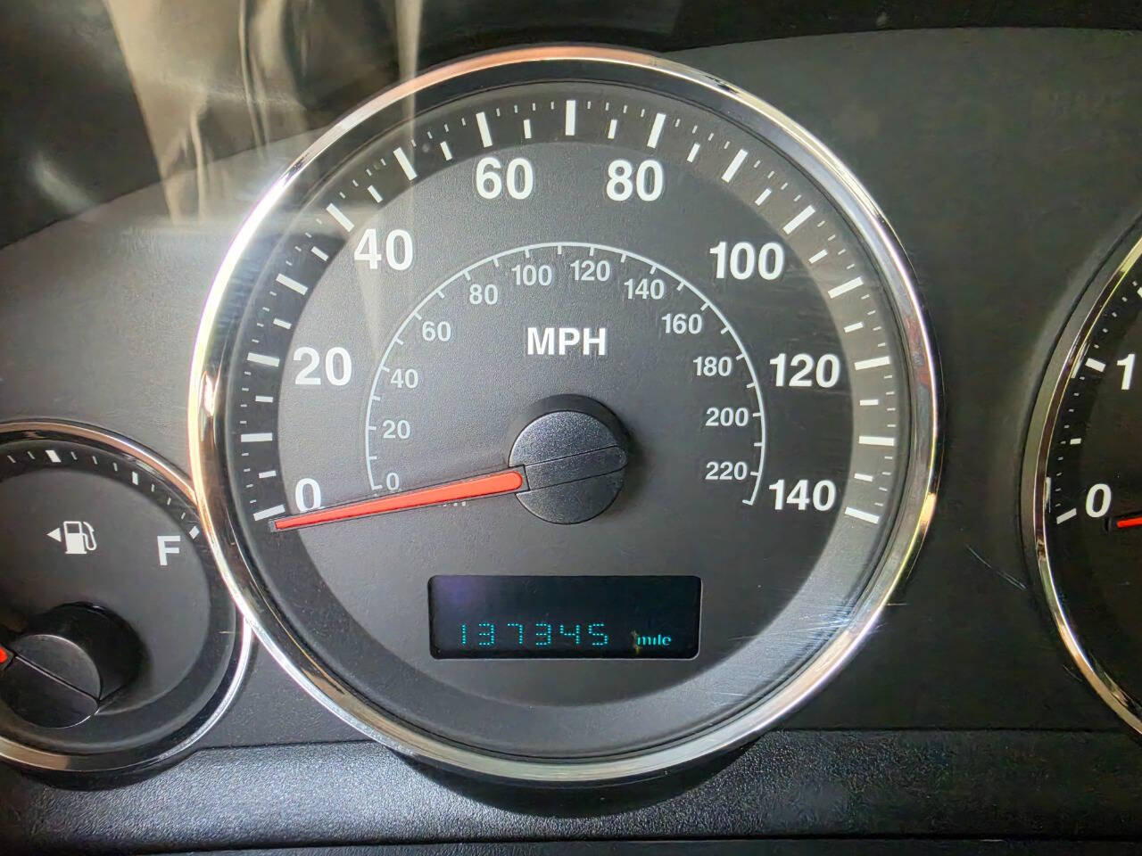 Used 2006 Jeep Commander Limited RWD image 11