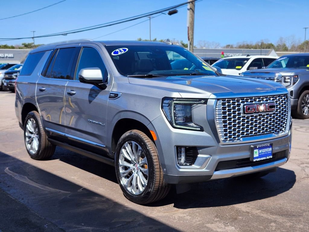 Used 2023 GMC Yukon Denali w/ Denali Reserve Package AWD/4WD image 7