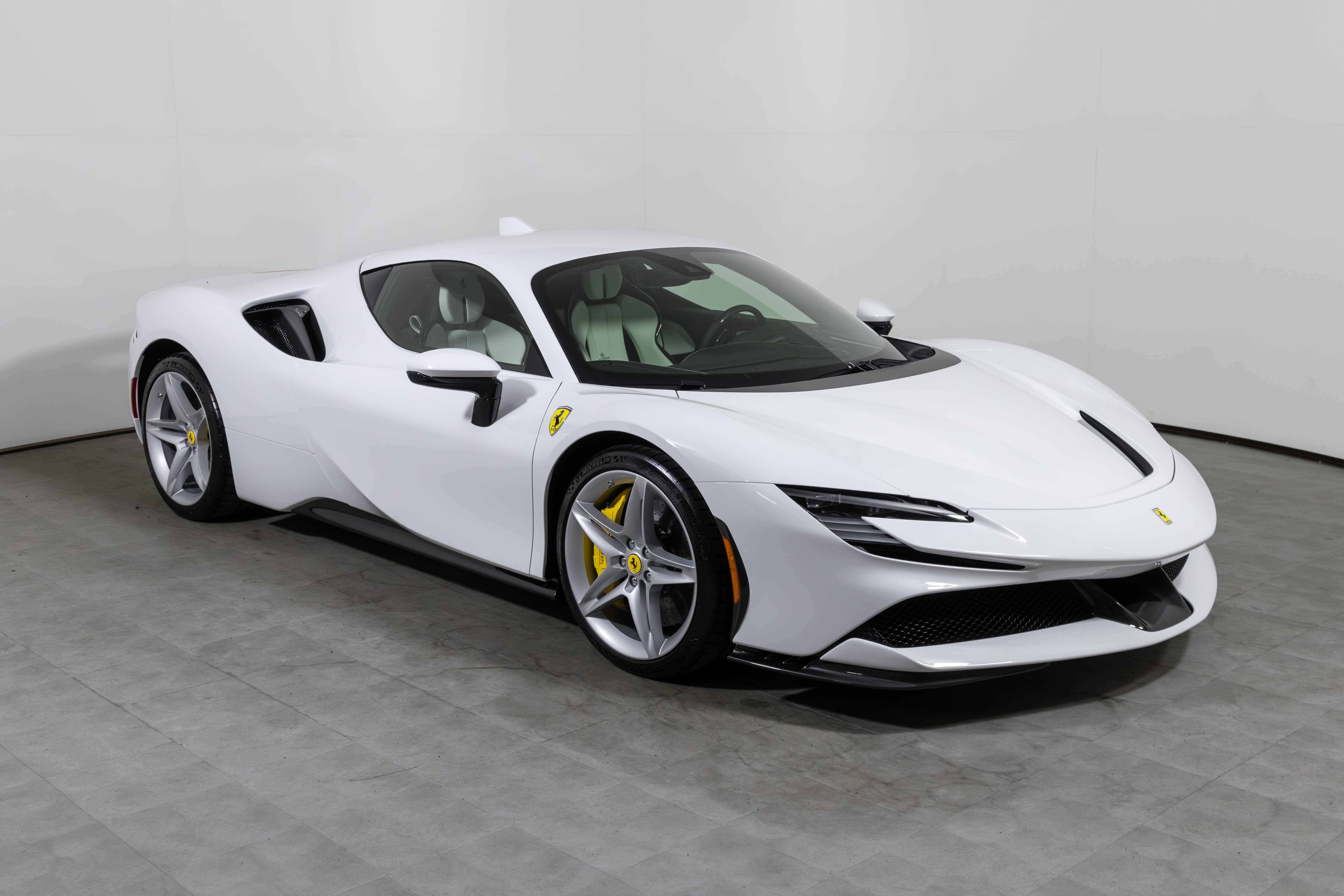 Used 2023 Ferrari SF90 Stradale image 4