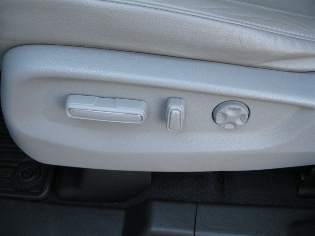 Used 2019 Honda Odyssey EX-L image 14