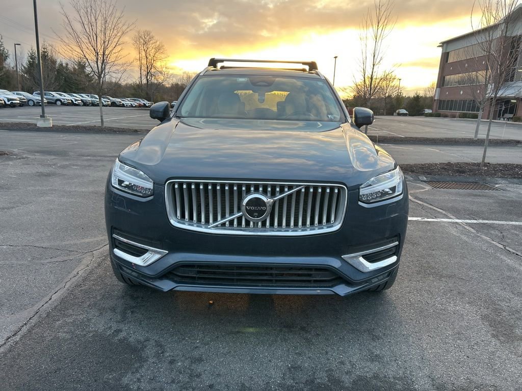 Used 2025 Volvo XC90 B6 Plus w/ Protection Package image 2