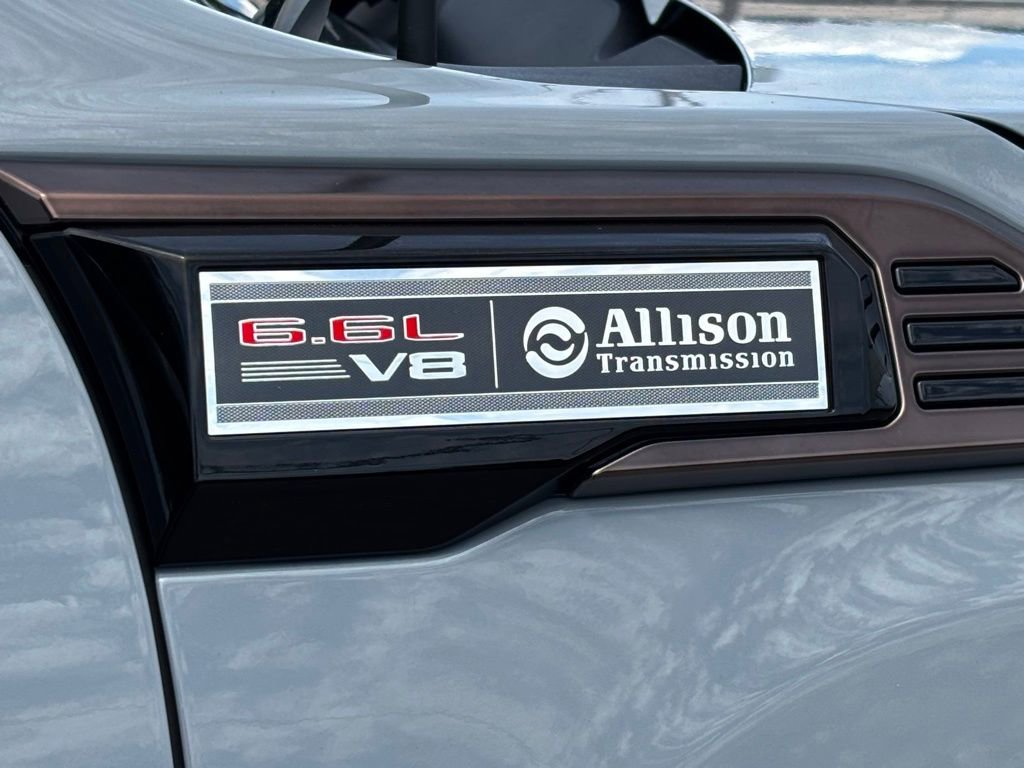 Used 2025 GMC Sierra 2500 AT4X image 7