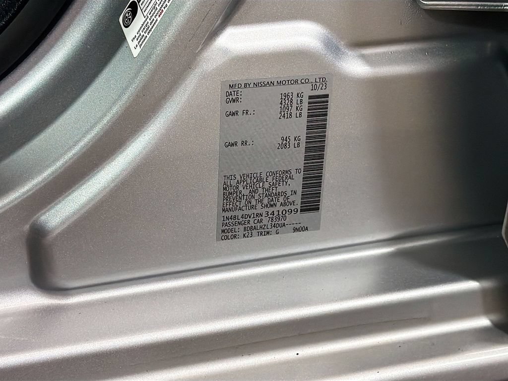 Used 2024 Nissan Altima 2.5 SV FWD image 30