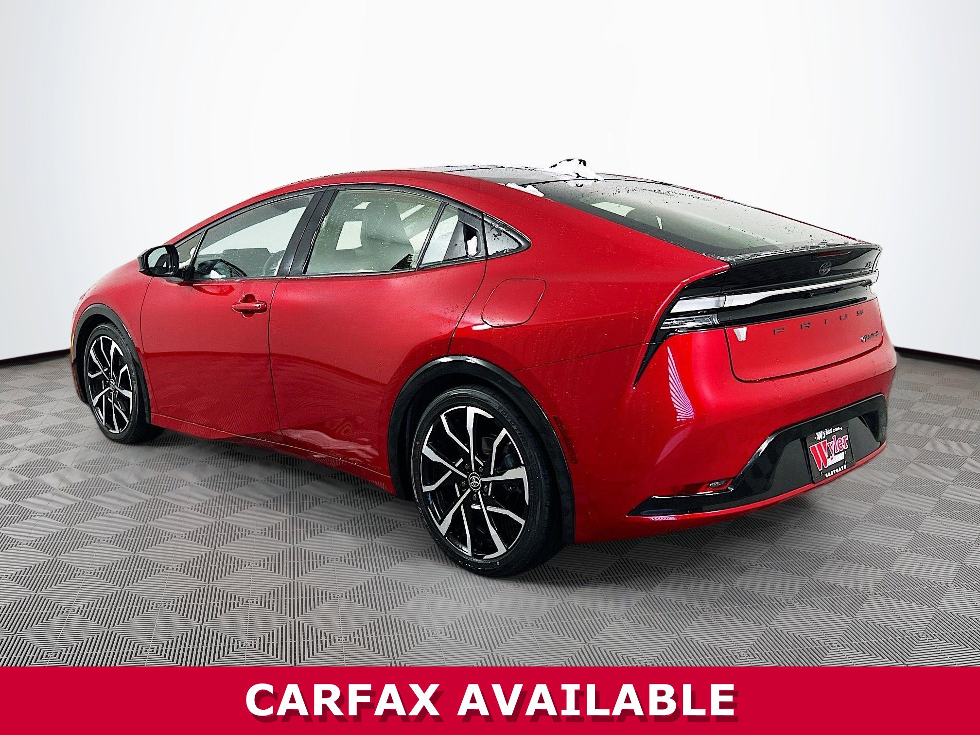 Used 2023 Toyota Prius Prime Premium image 29