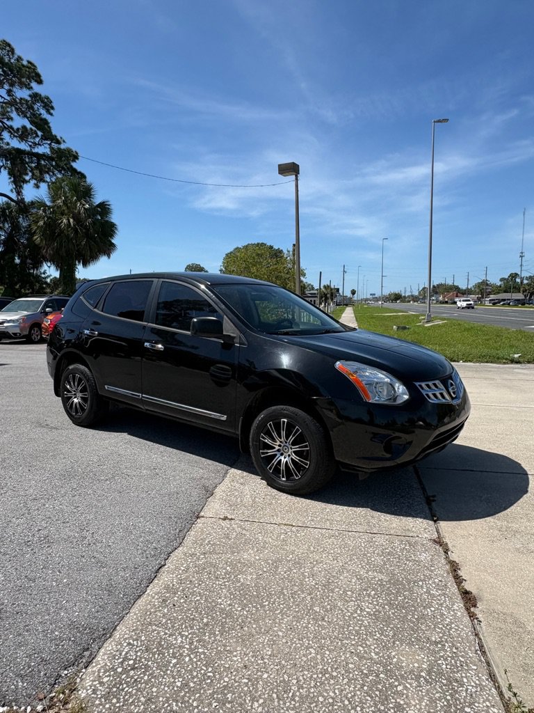 Used 2011 Nissan Rogue S AWD/4WD image 3