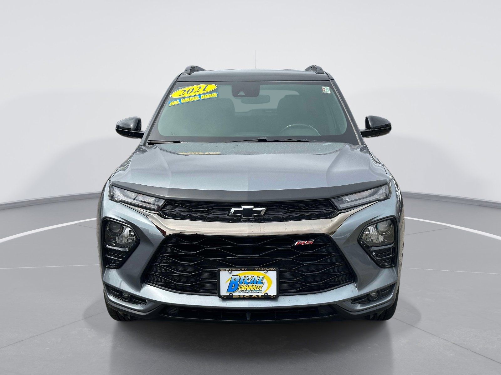 Used 2021 Chevrolet TrailBlazer RS AWD/4WD image 2