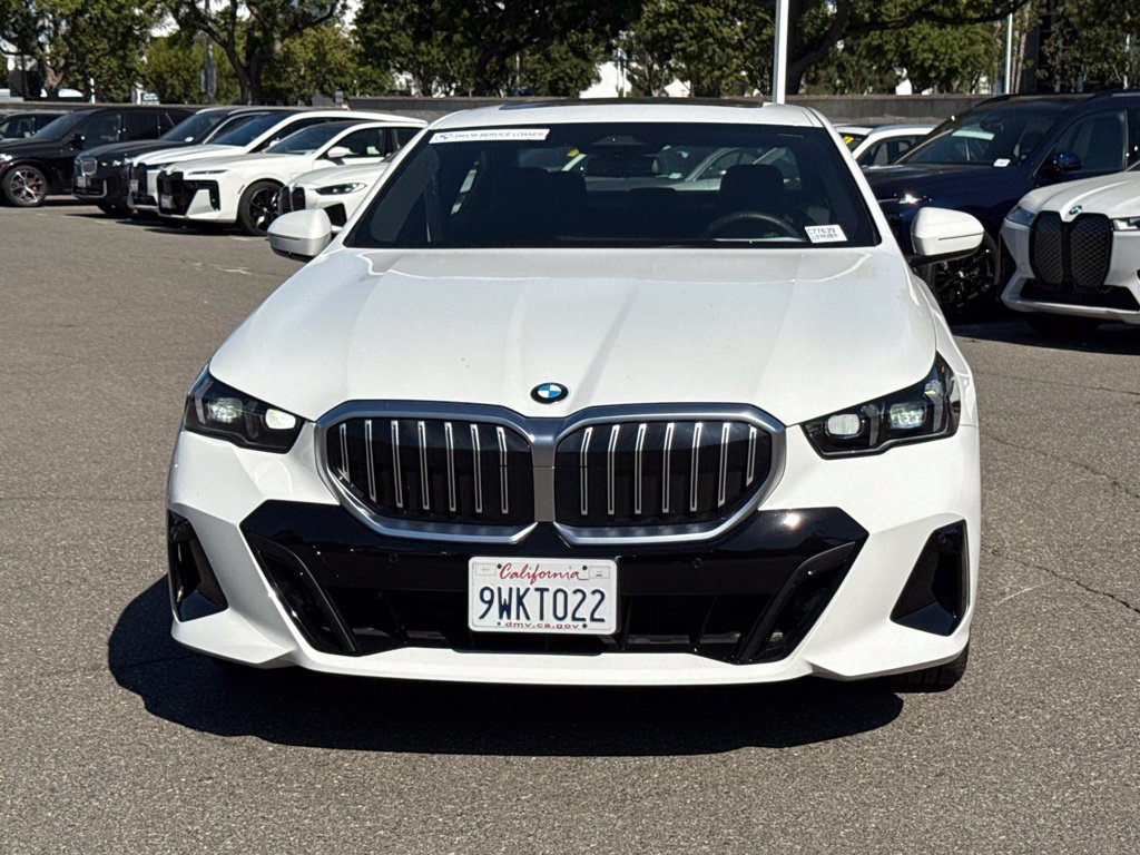 Used 2026 BMW 530i w/ M Sport Package RWD image 37