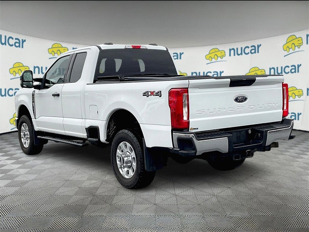 Used 2023 Ford F250 XLT image 4