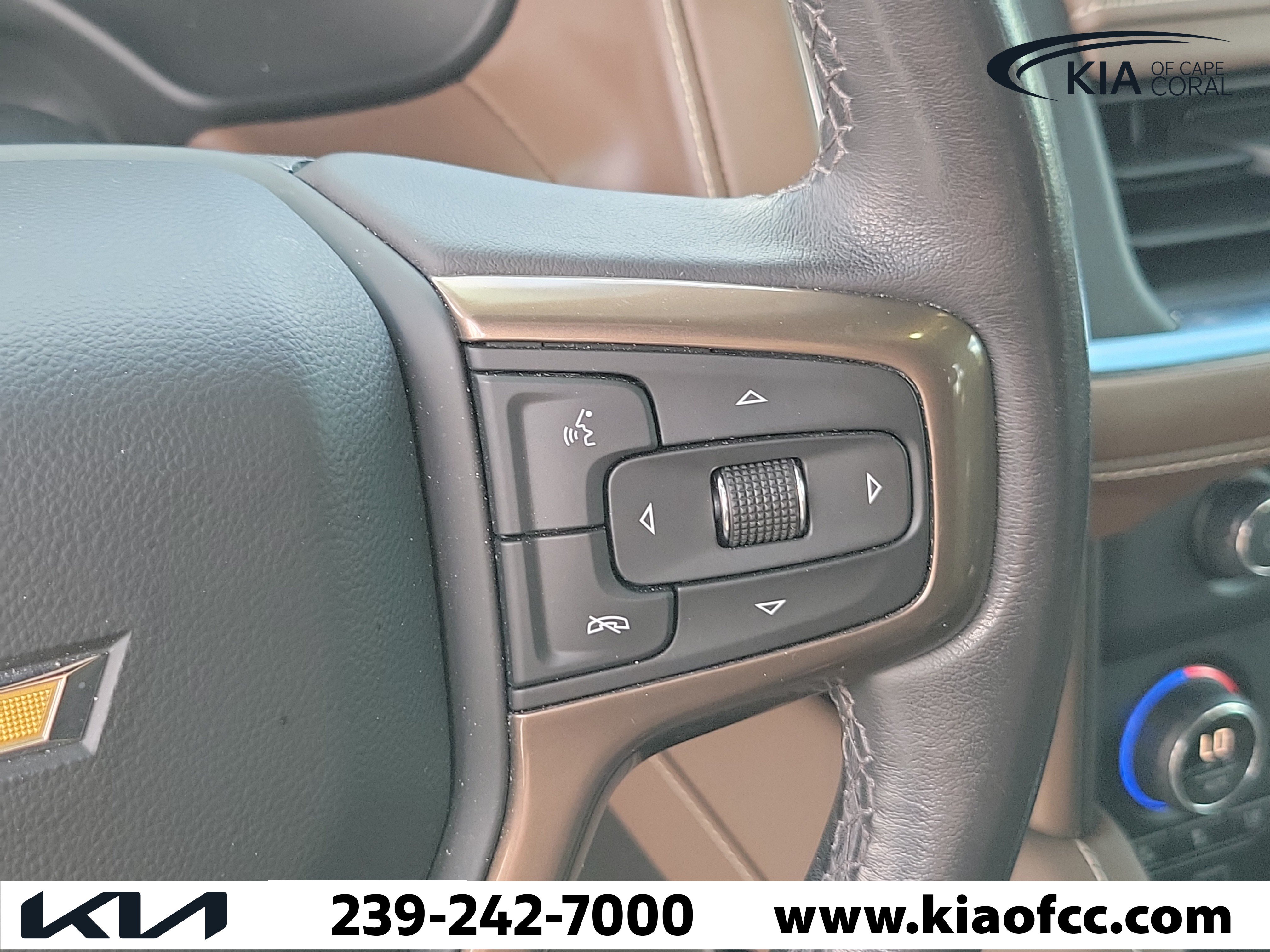 Used 2022 Chevrolet Suburban High Country RWD image 29