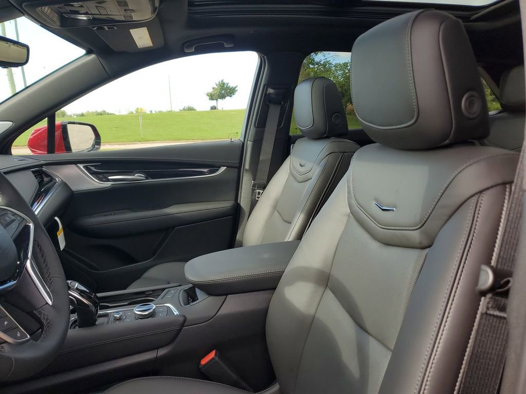 New 2025 Cadillac XT5 Premium Luxury w/ Technology Package image 21