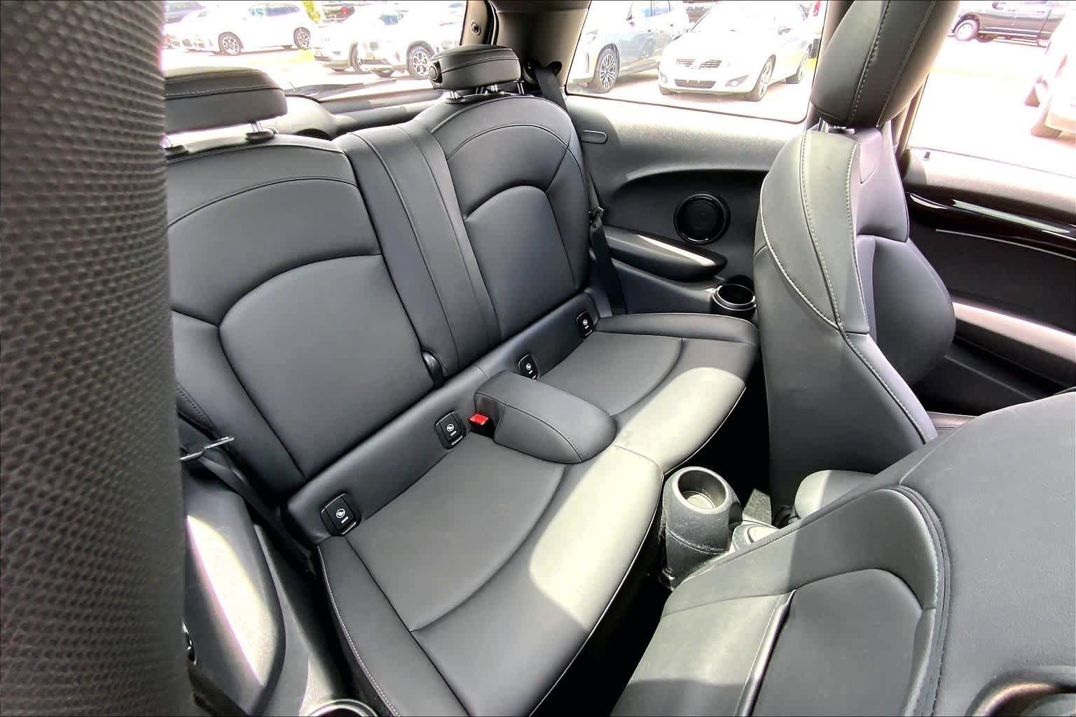 Used 2023 MINI Cooper S FWD image 18