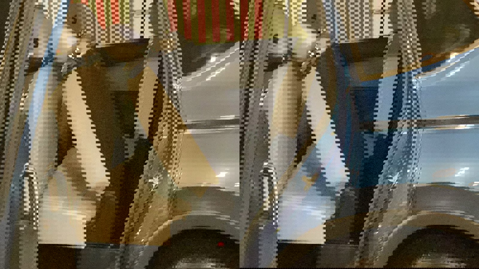 Used 2018 Volkswagen Tiguan SE w/ Panoramic Sunroof Package image 9