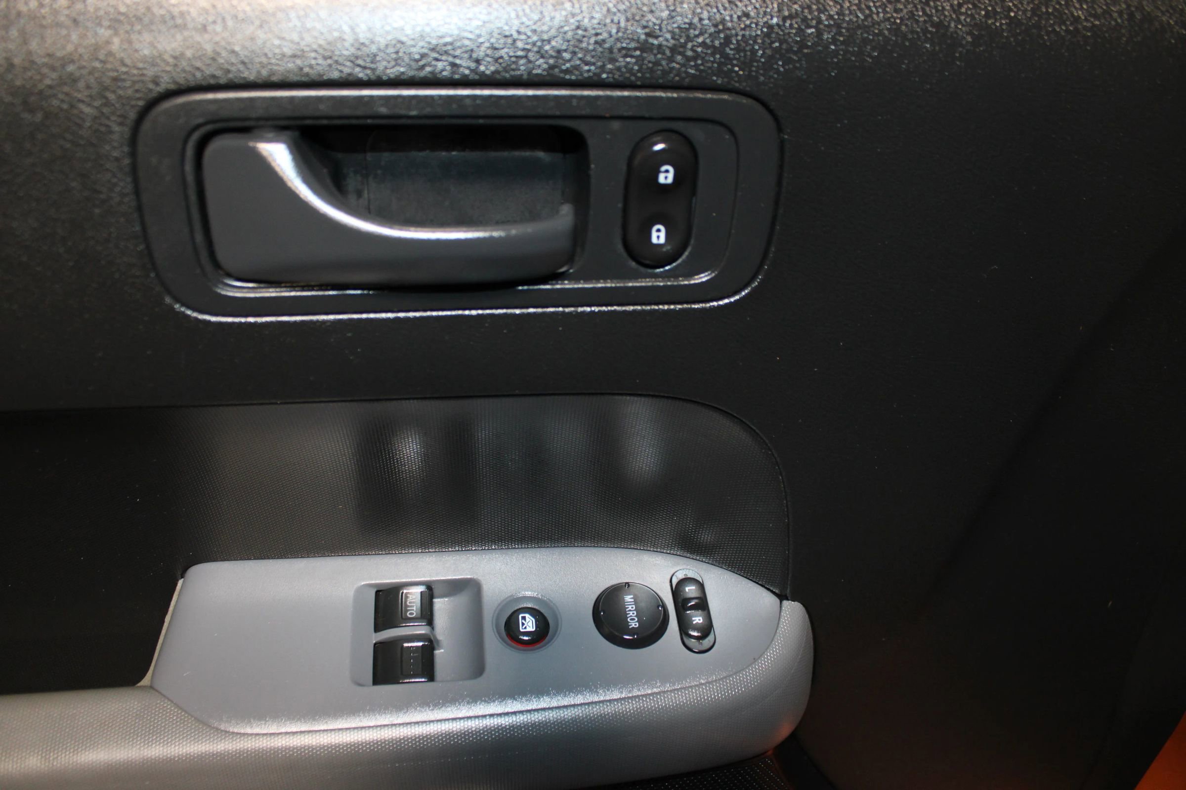 Used 2006 Honda Element EX-P image 9