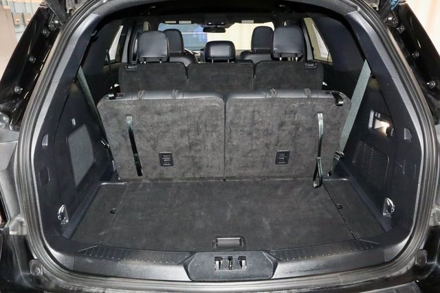 Used 2025 Ford Explorer ST-Line w/ ST-Line Street Pack image 14