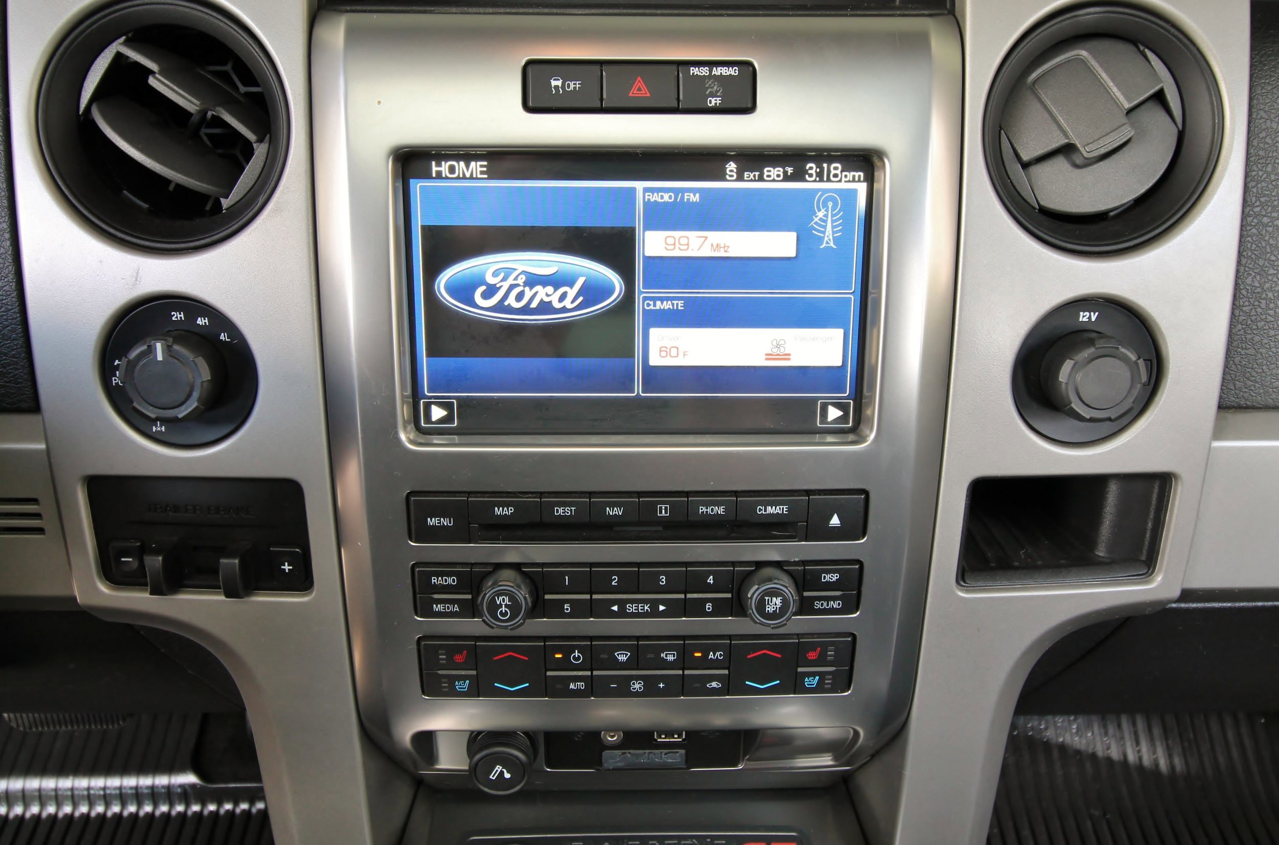 Used 2012 Ford F150 Raptor w/ Raptor Luxury Pkg AWD/4WD image 30